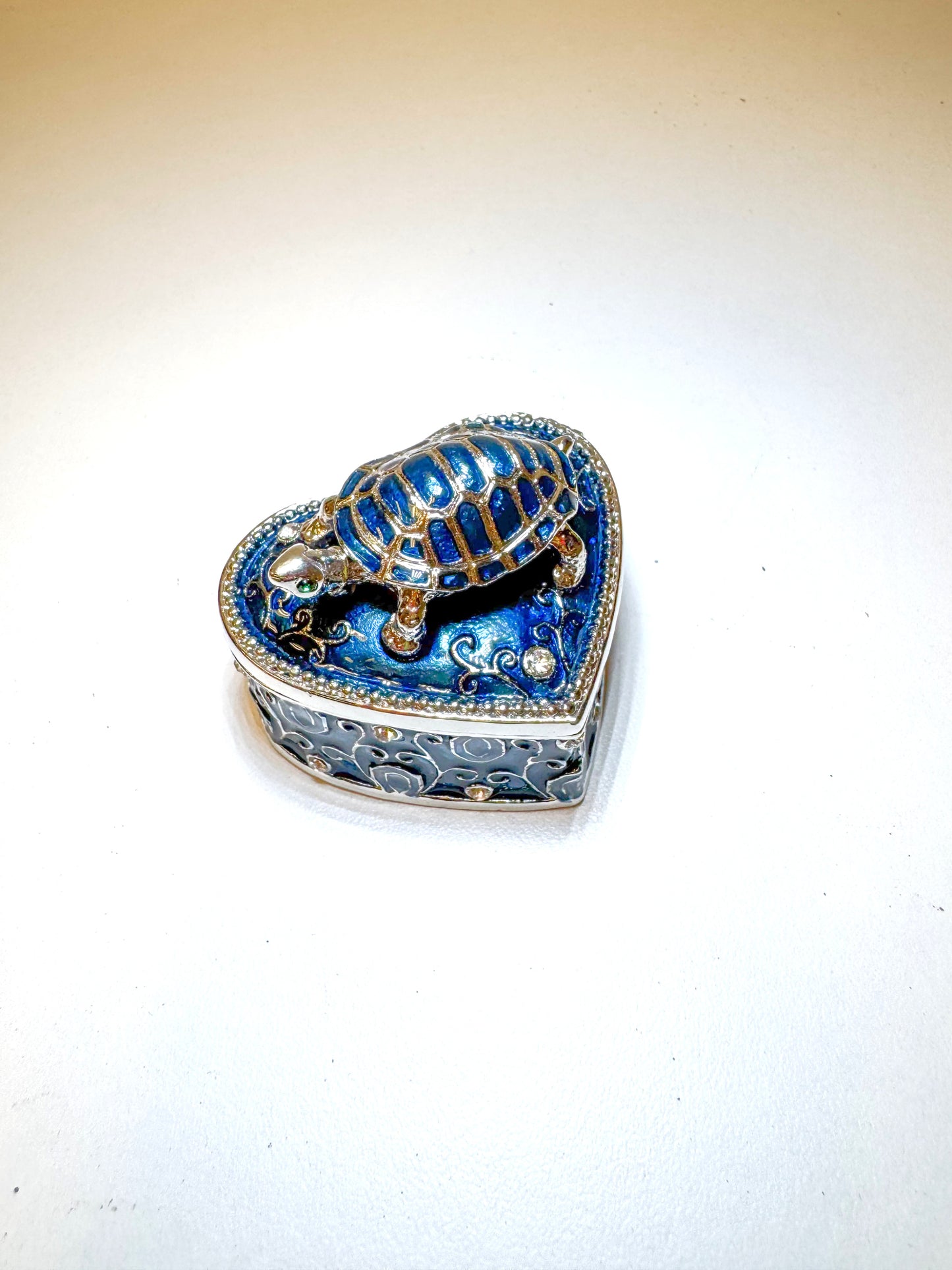 Heart Shaped Trinket Box With a Turtle