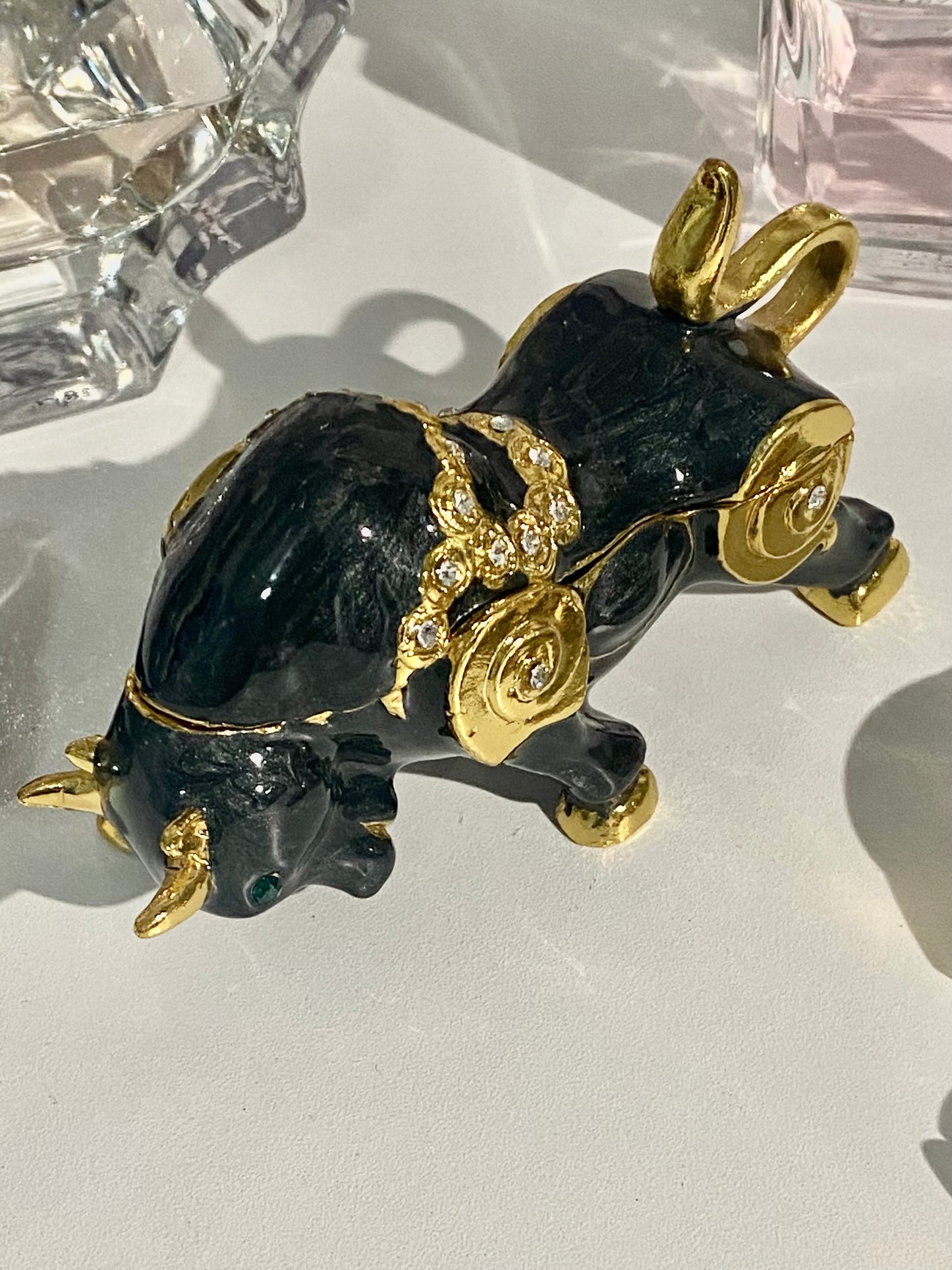 Black and Gold Bull trinket box