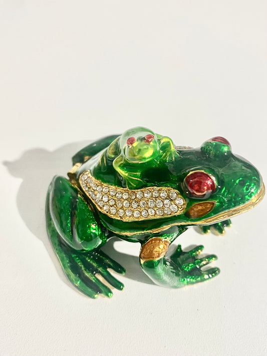 Dark Green Frog Trinket Box with Baby Fog