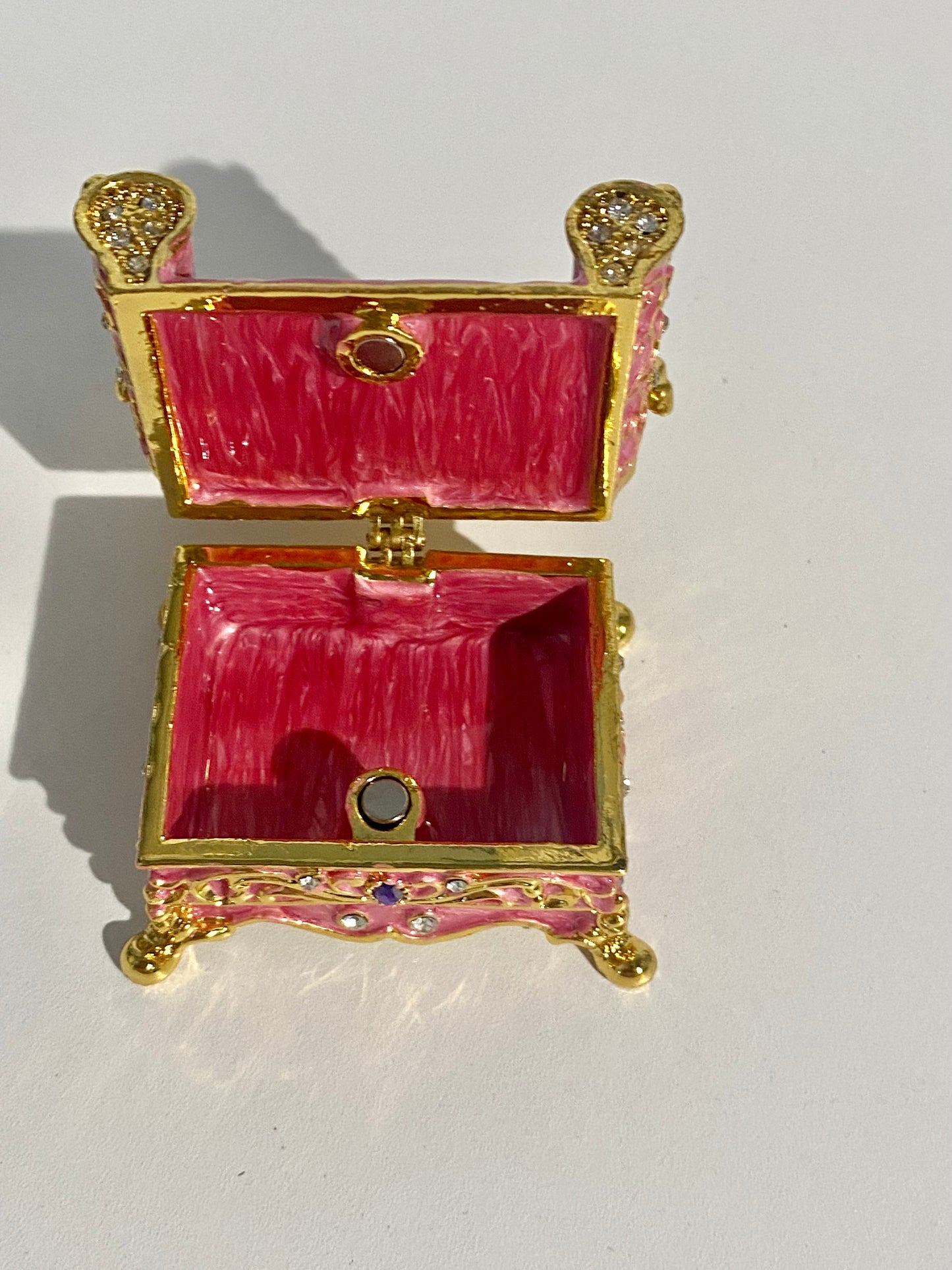 Pretty In Pink Loveseat Trinket Box
