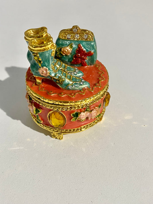 Old Style Fashion Trinket Box
