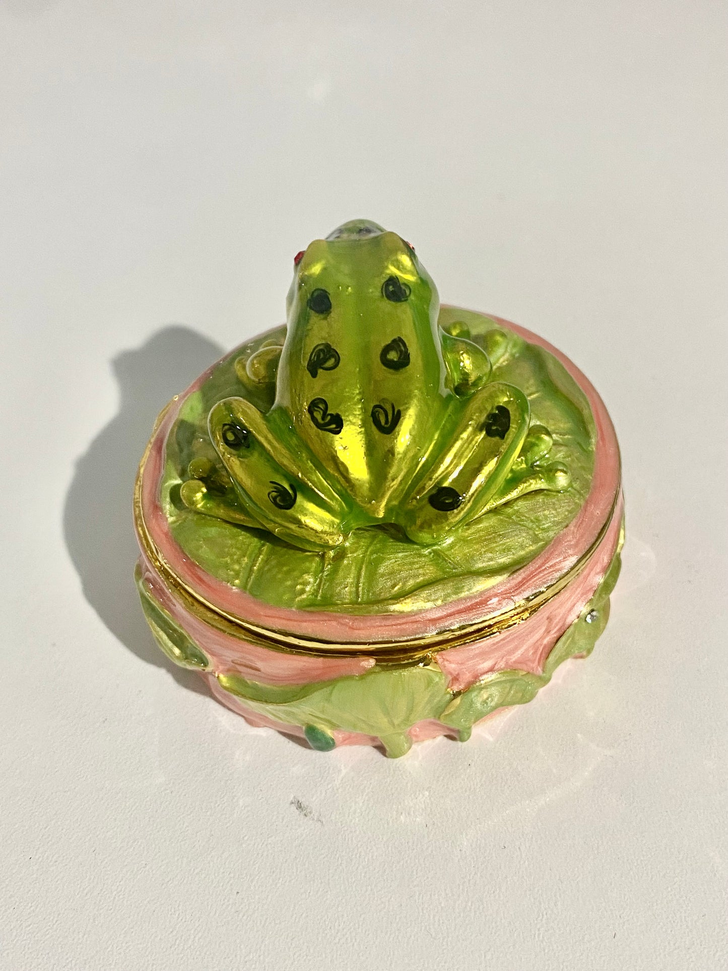 Frog On a Lily Pad Trinket Box
