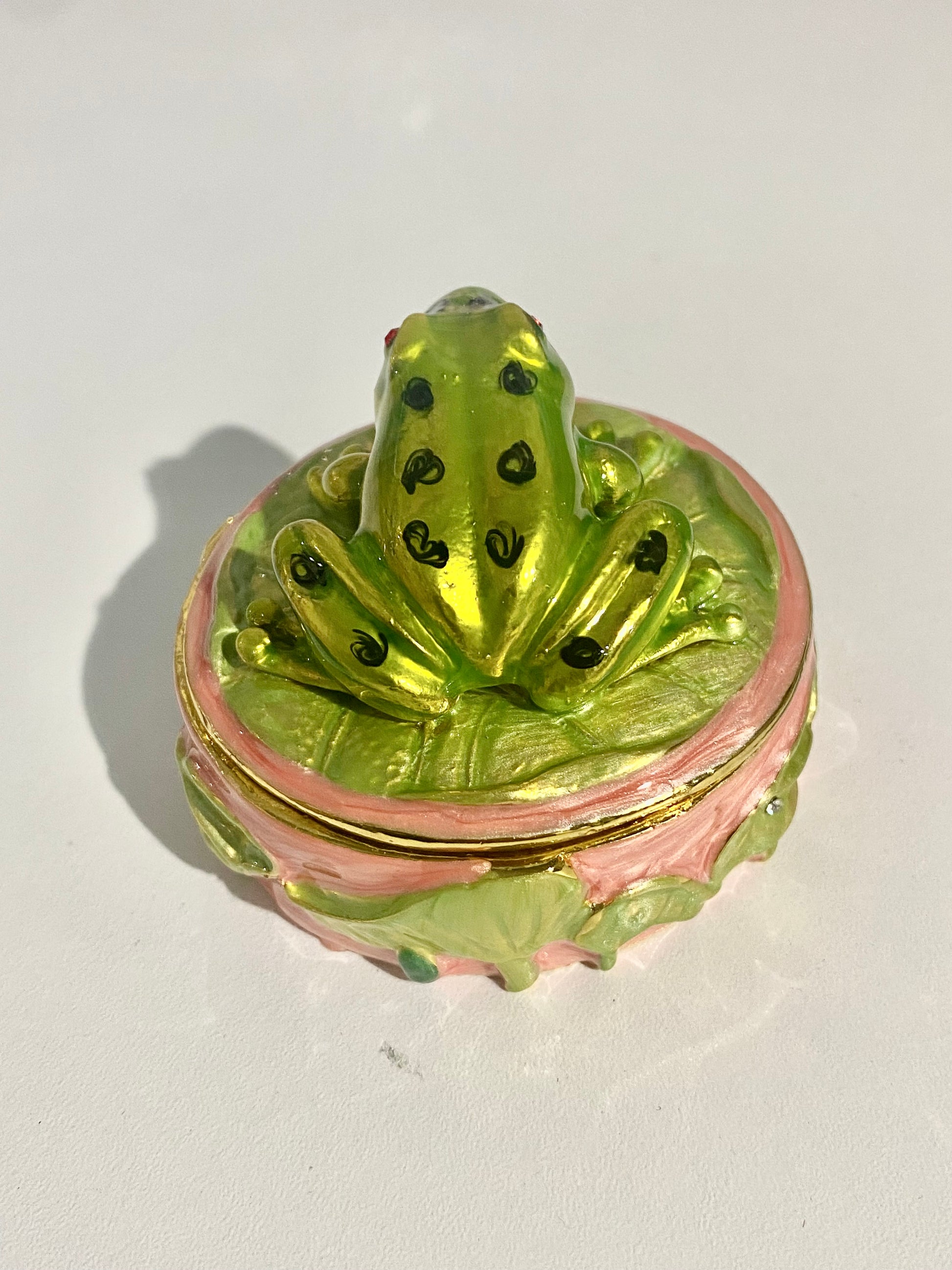 Frog On a Lily Pad Trinket Box